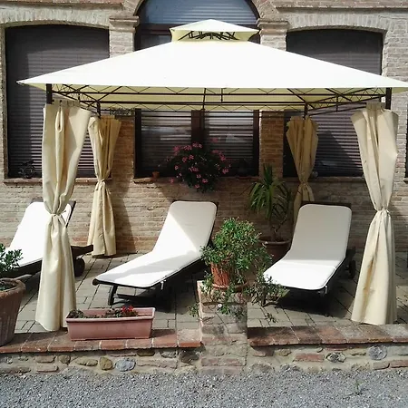 Landhaus Relais Castelluccio Palusse *