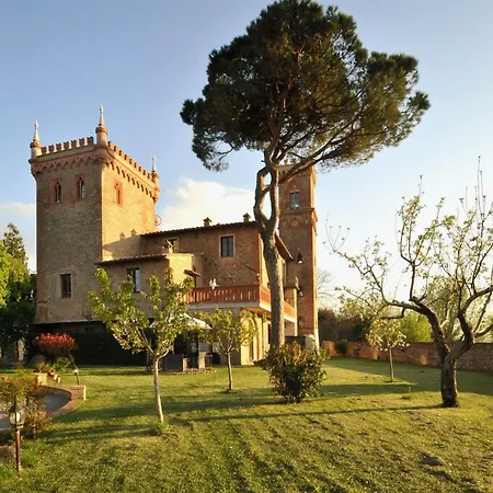 Relais Castelluccio Palusse *