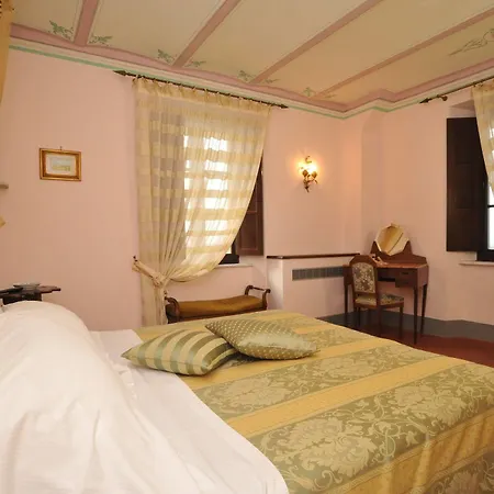 Летний дом Relais Castelluccio Palusse